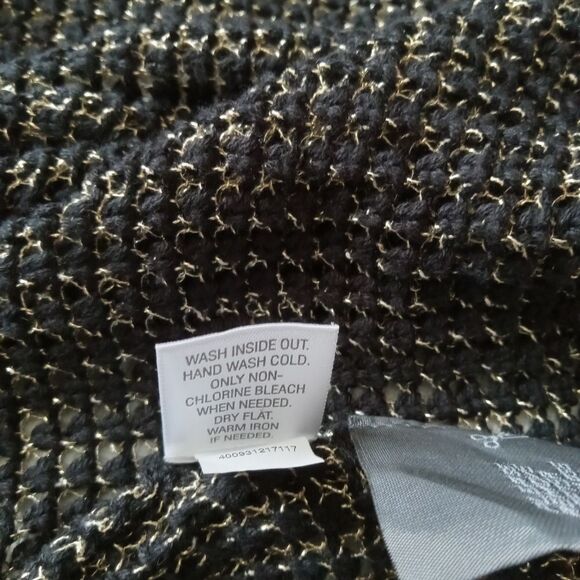 Dana Buchman Black and Gold Metallic Waffle Knit Slouchy Shawl Women's Size XL - Picture 5 of 12